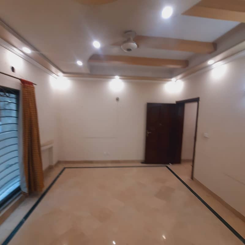 1 Kanal House 5 Beds Tv Lounge Drawing Room Dining Room 3 Kitchen Store Available For Rent Dha Phase 2 17