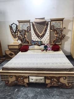 king size bed/ home furniture/ slider / dressing/ showcase