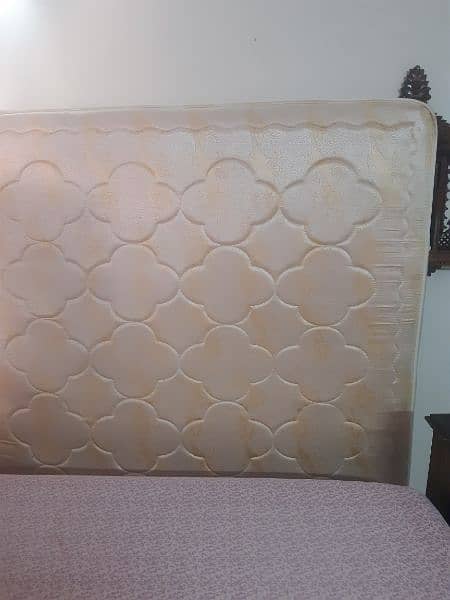 bad mattress condition new9/10 4