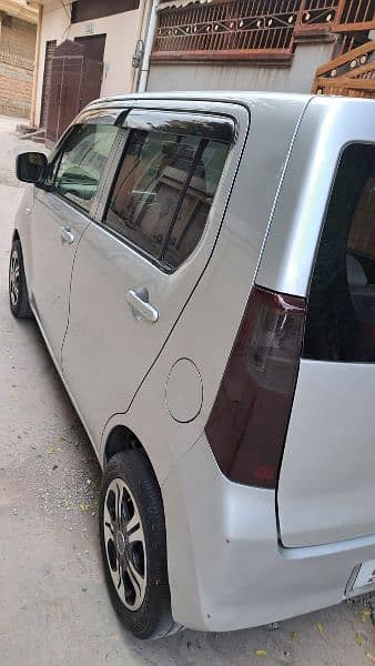 Suzuki Wagon R 2014 12