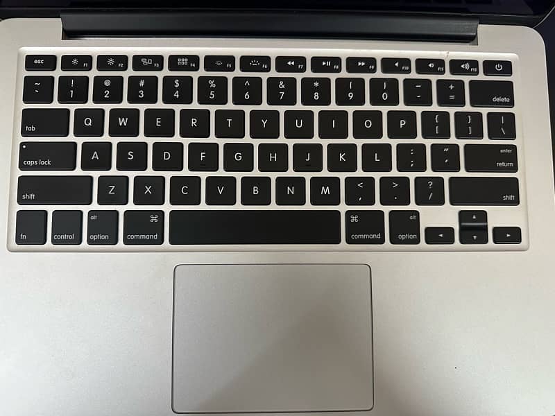 Apple Macbook Pro 2015 (8/128) 2