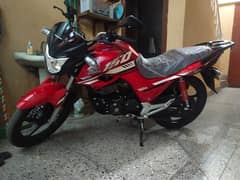 Honda CBR 150R 2024