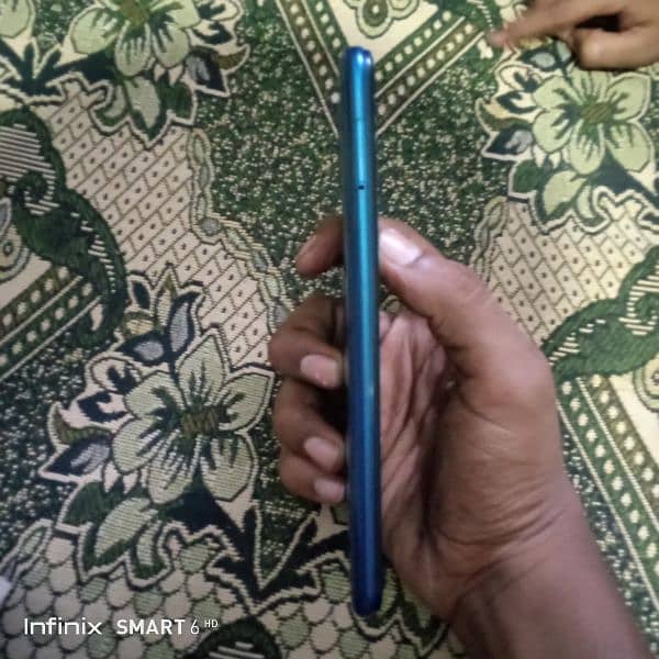 Infinix smart 6 8