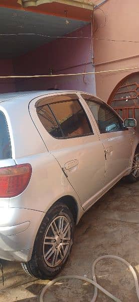 Toyota Vitz 2002 best selling 0