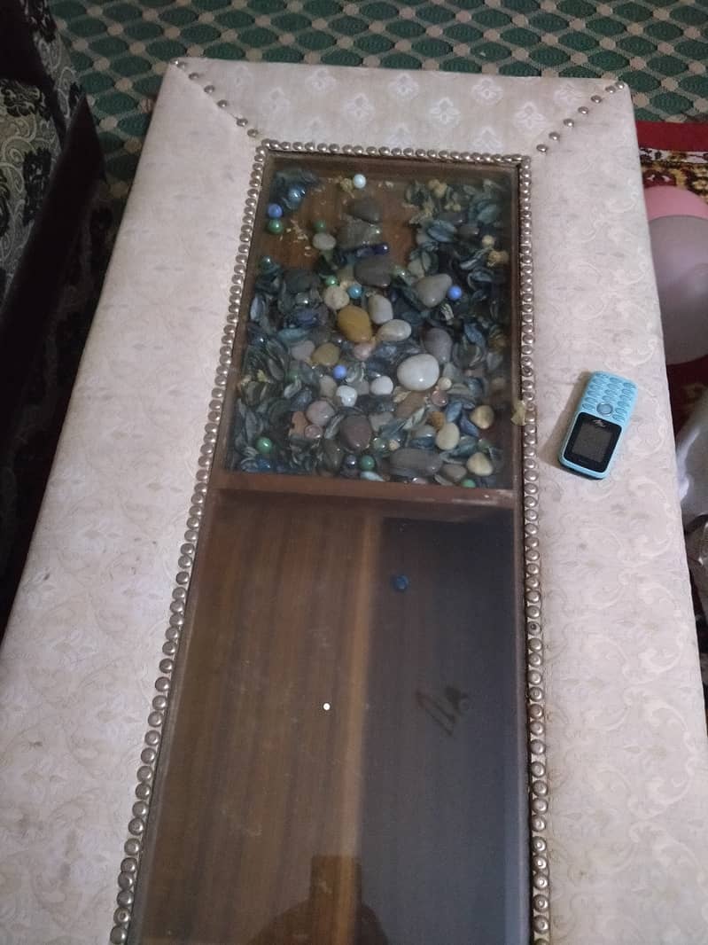 Beautiful  coffee table 3