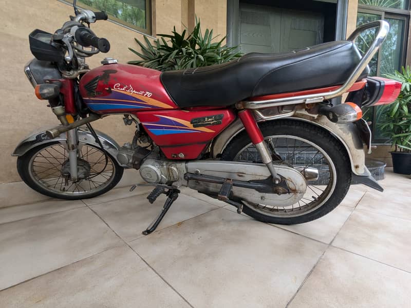 Honda CD 70 2006 in Excellent Condition 2