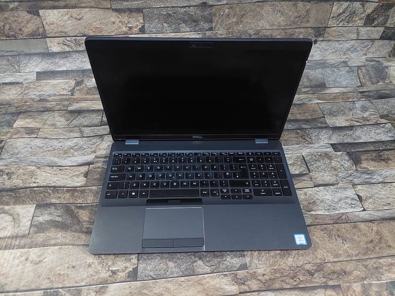 Dell Latitude 5500 Core-i5-8th Gen Laptop 8 GB RAM 256 0