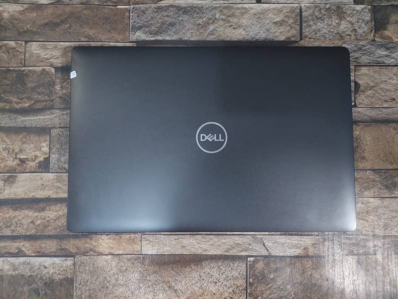 Dell Latitude 5500 Core-i5-8th Gen Laptop 8 GB RAM 256 4