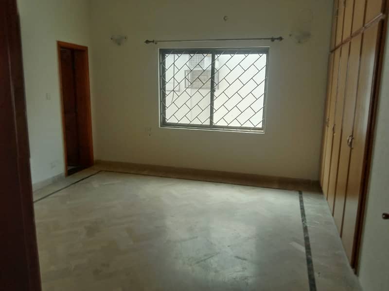 1 Kanal Upper Portion Available For Rent In DHA Phase 3 block X genuine pictures 6