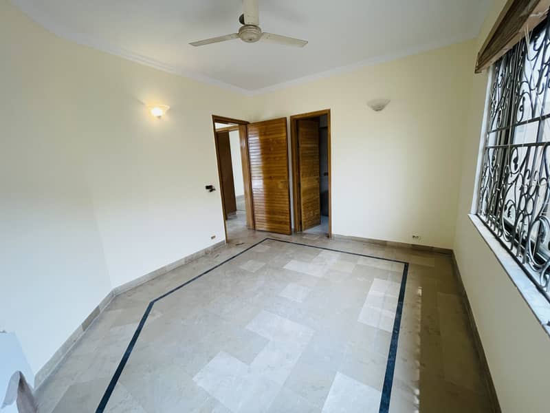 1 Kanal House For Rent In DHA Ph4 Genuine Pictures Attached 15