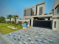 10 Marla Well Maintained Modern Design House For rent at Prime Location of DHA Ph 5 0