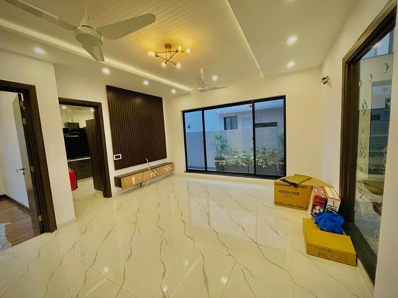 10 Marla Well Maintained Modern Design House For rent at Prime Location of DHA Ph 5 27