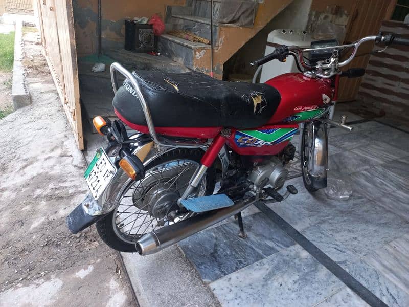 honda CD70 2