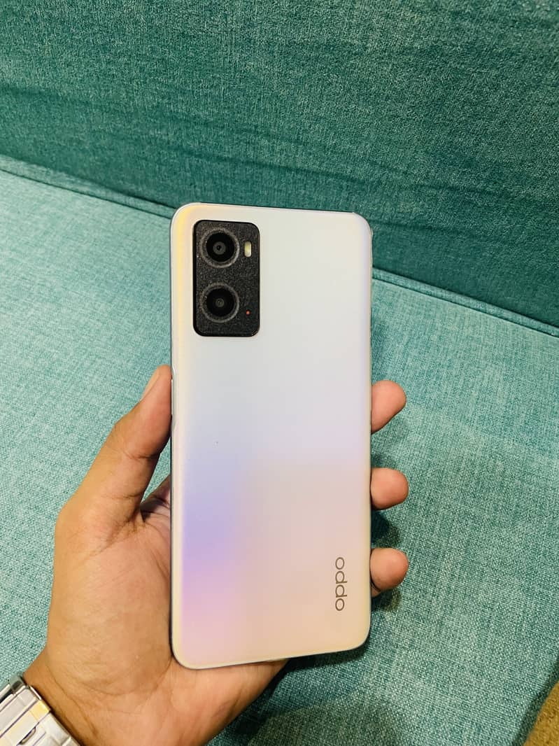 Oppo A76 0