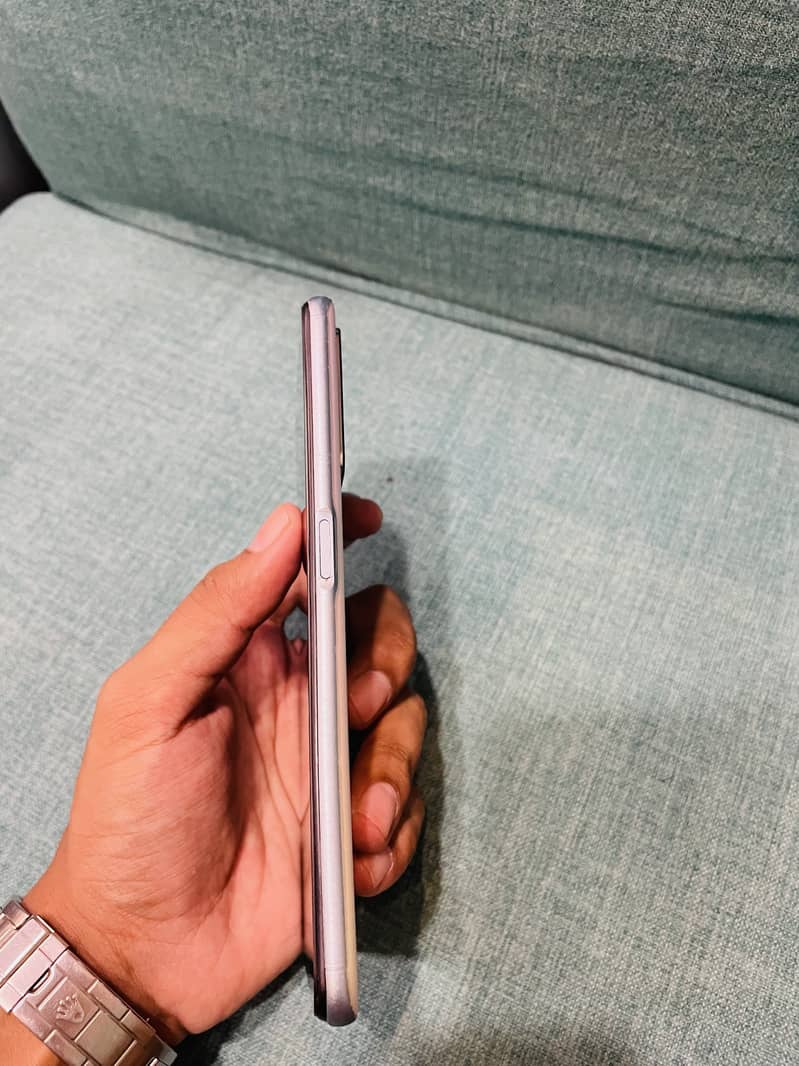 Oppo A76 2