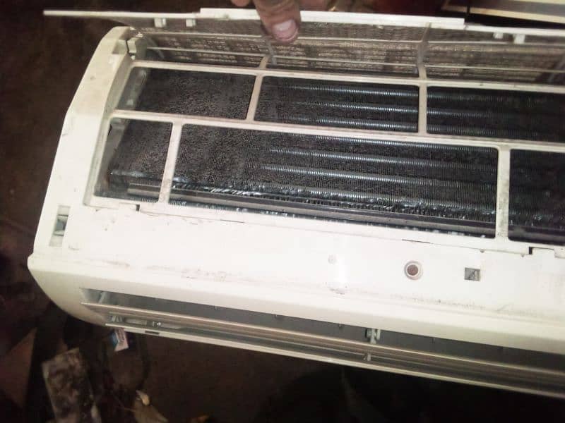 dollars AC Dayton 030744747948 3