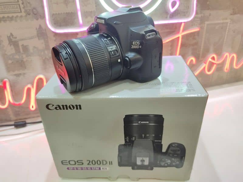 Canon Eos 200d mark ii with 18-55mm lens 7