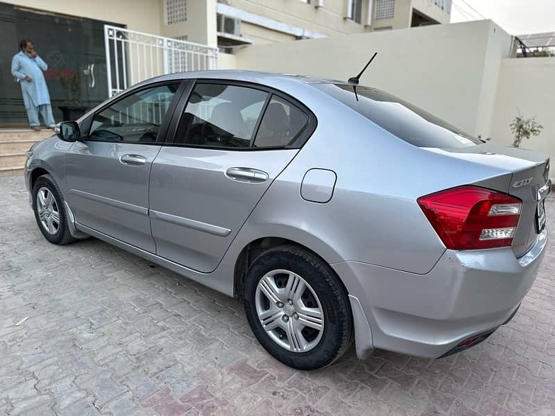 Honda City IVTEC 2018 4