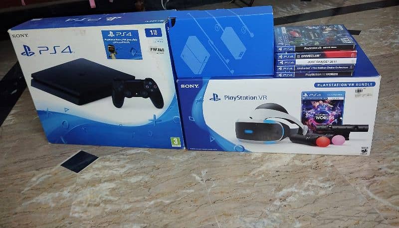 Playstation and Playstation VR 10