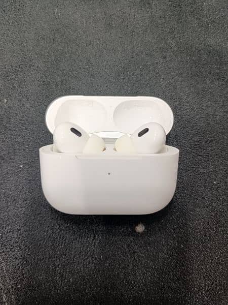 original Apple airpods pro 2nd generation 0