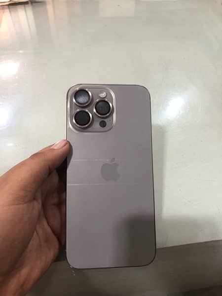 iPhone 15 pro mex 0