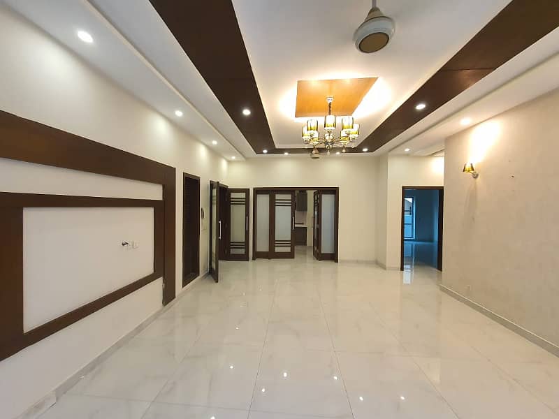 1 Kanal Luxury House For Rent H-Block DHA Phase 6 Lahore 17