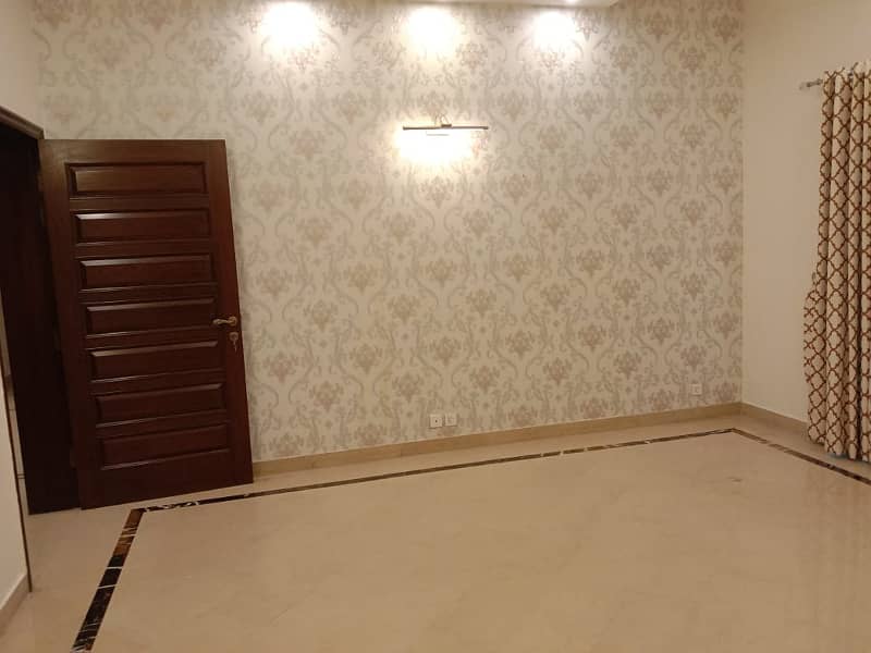 Out Class ONE KANAL Bungalow FOR RENT H-Block DHA PHASE 6 LAHORE 6