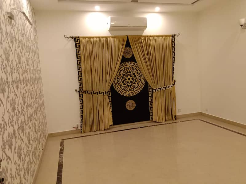 Out Class ONE KANAL Bungalow FOR RENT H-Block DHA PHASE 6 LAHORE 18