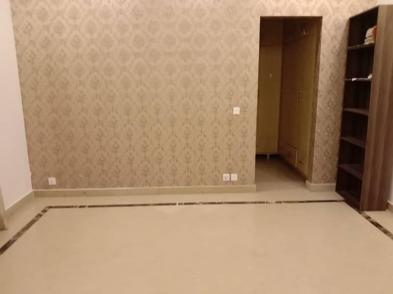 Out Class ONE KANAL Bungalow FOR RENT H-Block DHA PHASE 6 LAHORE 20