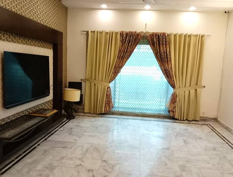 Out Class ONE KANAL Bungalow FOR RENT H-Block DHA PHASE 6 LAHORE 26