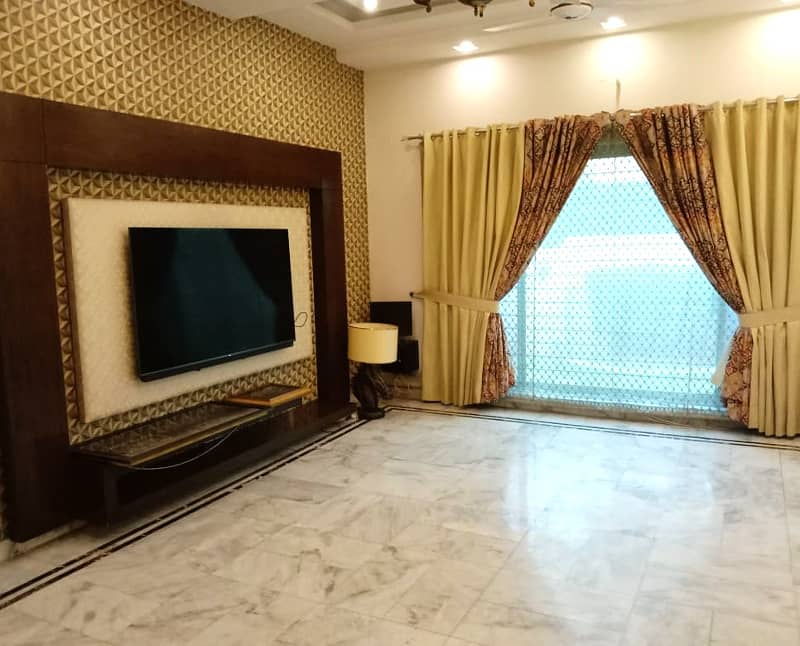 Out Class ONE KANAL Bungalow FOR RENT H-Block DHA PHASE 6 LAHORE 28