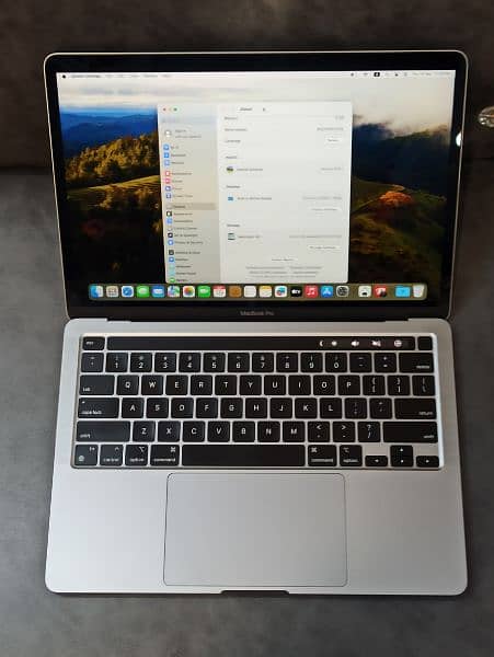 MacBook Pro M2 2022| 8GB 256GB | 3