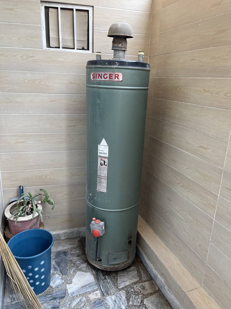 SINGER 35 Gallon Gas Geyser SG-35 1