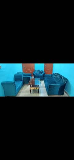 7 Seater sofa set nd Tea Table