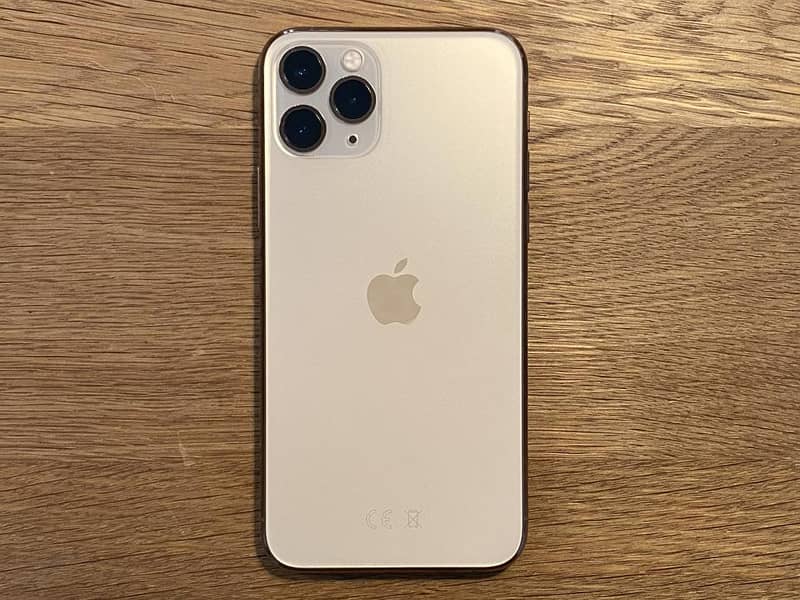 Iphone 11 Pro Max PTA Approved with Box 0