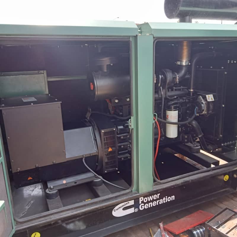 200KVA Cummins Brand New Diesel Generator 4