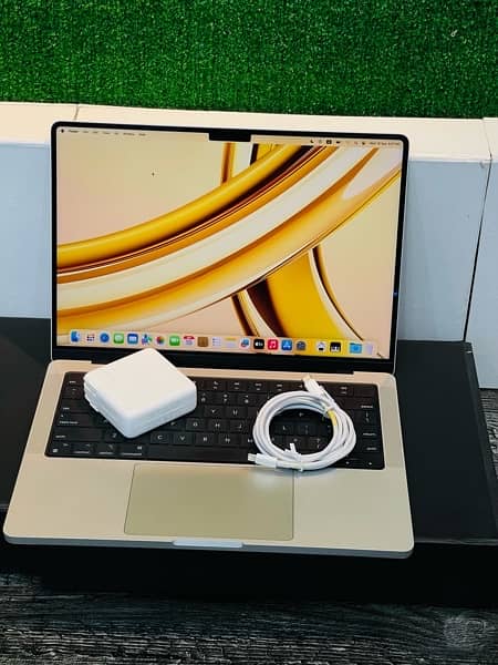 Macbook Pro 2021 M1 Pro 14”inch 32Gb Ram 512Gb Ssd 1