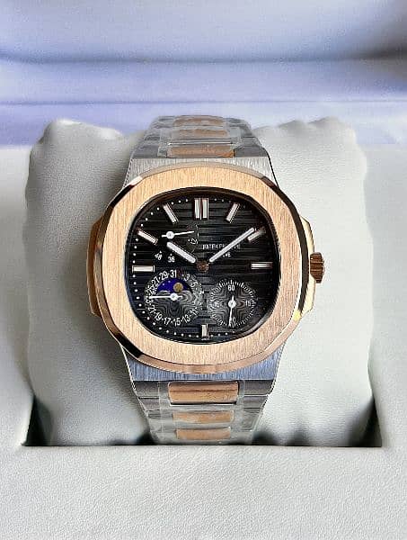 PATEK P NAUTILUS 5712 SILVER DIAL MOON PHASE SILVER DIAL 0