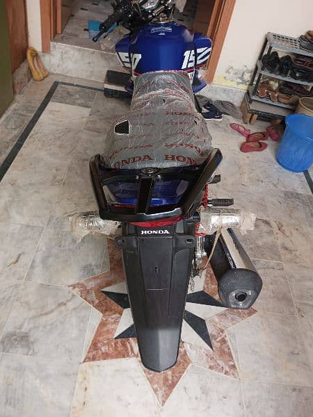 Honda 150cc self and kick start new condition zero meter 5