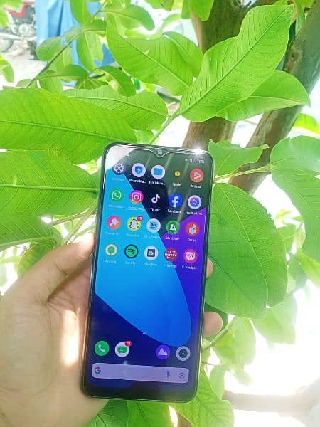 Realme 6i 6/128 2