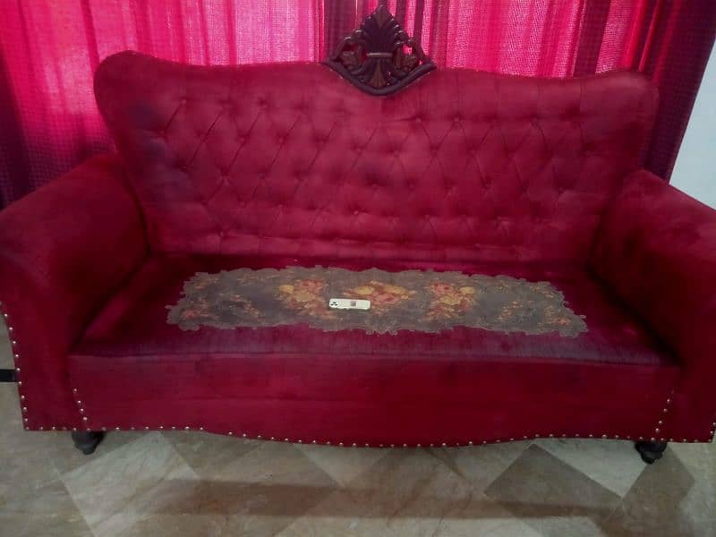 5 seater sofa for sale . . excellent condition 4