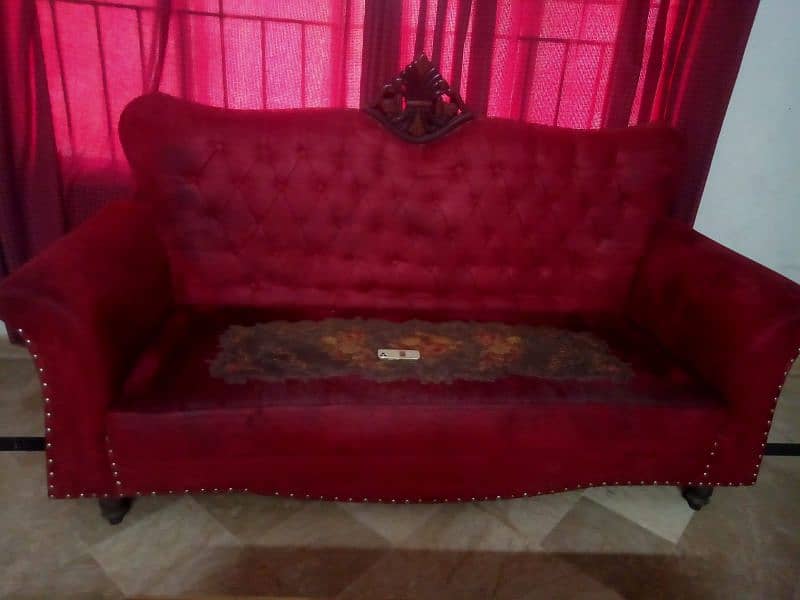 5 seater sofa for sale . . excellent condition 11