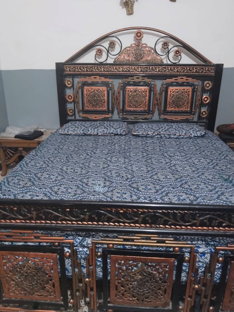 Iron bed with mattress king size/double bed 2