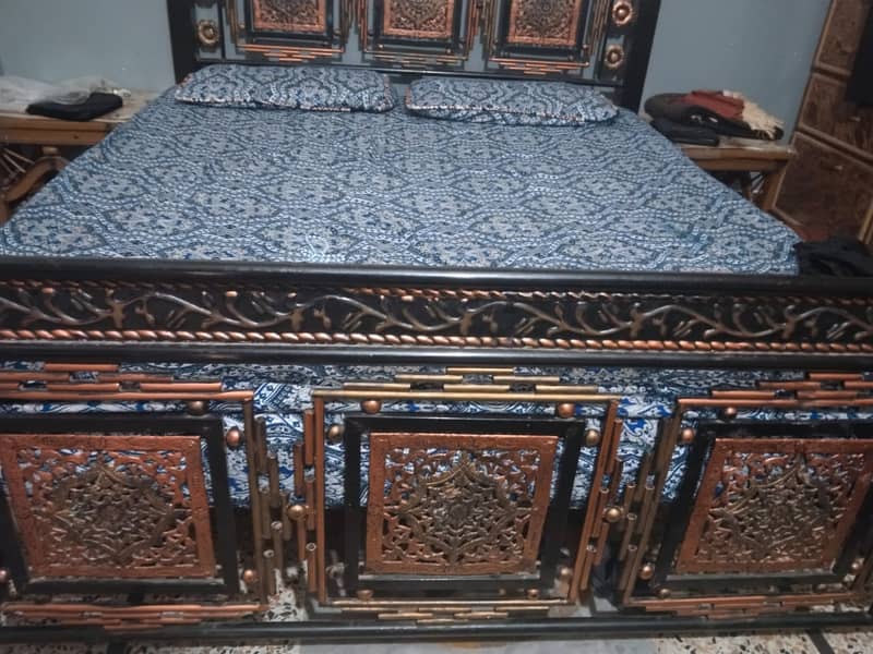 Iron bed with mattress king size/double bed 4