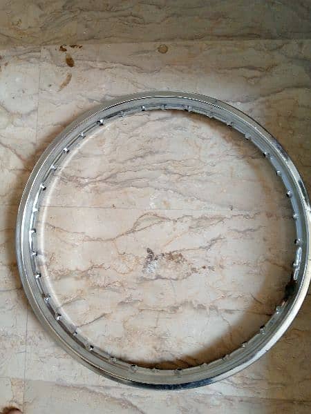 CD 70 back wheel rim 0