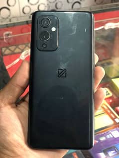 OnePlus 9 5G