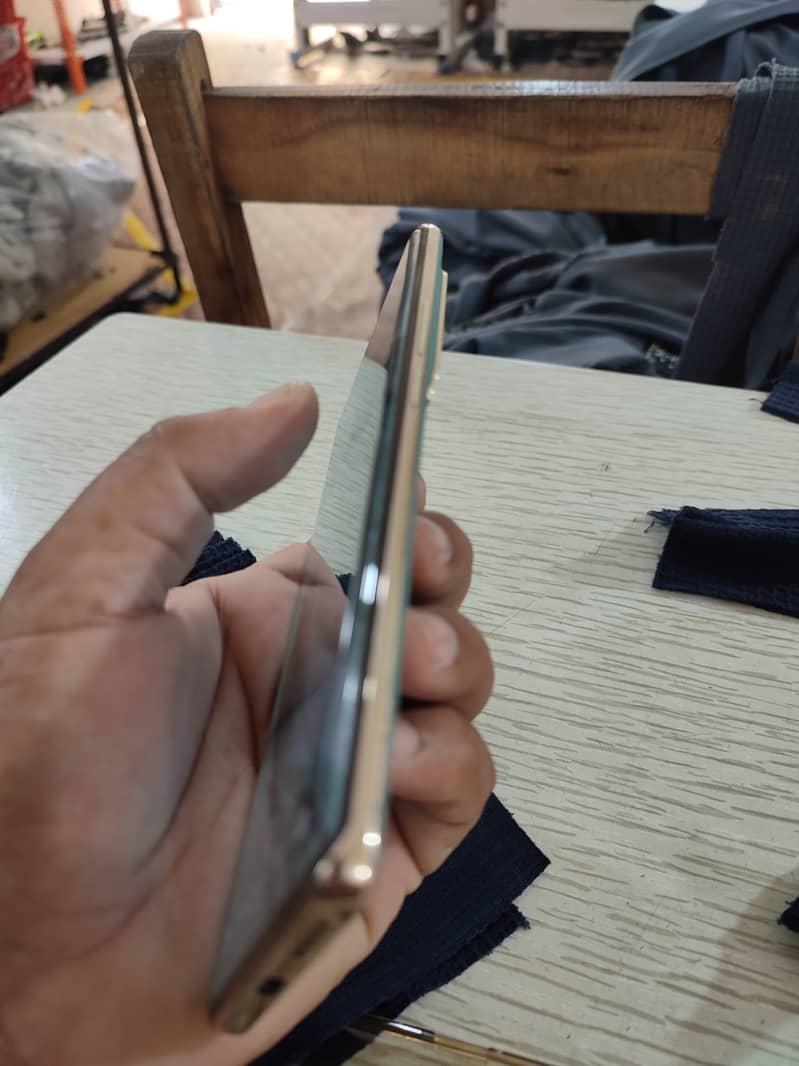 infinix zero 30 8+8 GB ram 256 GB rom 3