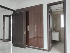 lower Portion Locked 10 Marla upper Portion Available For Rent In EX AIR AVENUE Lahore 0