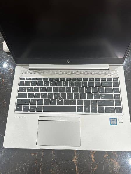 HP Elitebook 840G5 3