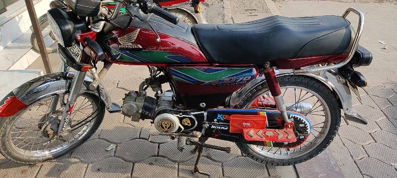 CD 70 Honda 18 Model Toba Tek Singh number 1